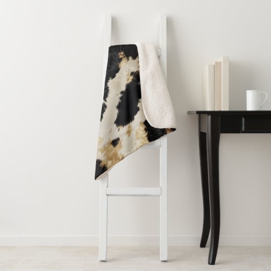 Cosy Black Cream Gold Südwest Cowhide Sherpadecke (Beispiel)