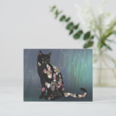 Cosy Black Daisy Cat Postkarte (Stehend Vorderseite)