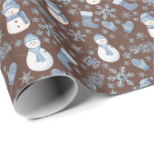 Cosy Blue Winter on Dark Brown Geschenkpapier (Rolleneckpunkt)
