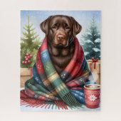 Cosy Chocolate Labrador Retriever Dog Weihnachten Puzzle (Vertikal)