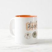 Cosy Colorful Pastel Give Danke und Pumpkin Zweifarbige Tasse (Vorderseite Links)