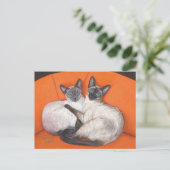 Cosy Couple Siamese Cat Postkarte (Stehend Vorderseite)