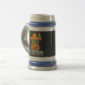 Cosy Pumpkin Patch Graphic T - Shirt Bierglas (Vorderseite Links)