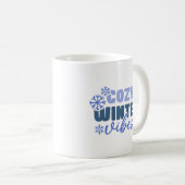 Cosy Winter Vibes - Snowflake Typografie Kaffeetasse (VorderseiteRechts)