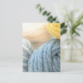 Cosy Yarn Postkarte (Stehend Vorderseite)