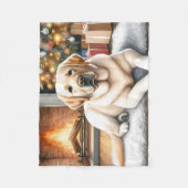 Cosy Yellow Labrador Retriever Dog Weihnachten Fleecedecke (Vorderseite)