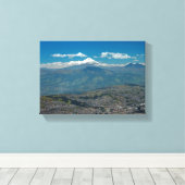 Cotopaxi & Quito Leinwanddruck (Insitu (Holzboden))