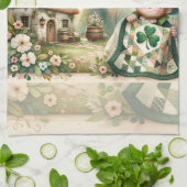 Cottage Leprechaun Patchwork-Quilt-Szene Geschirrtuch (Gefaltet)