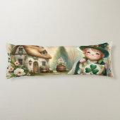 Cottage Leprechaun Patchwork-Quilt-Szene Seitenschläferkissen (Rückseite)