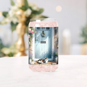 Cottagecore-Blumenveranda mit dreifarbiger Katze Dosenglas