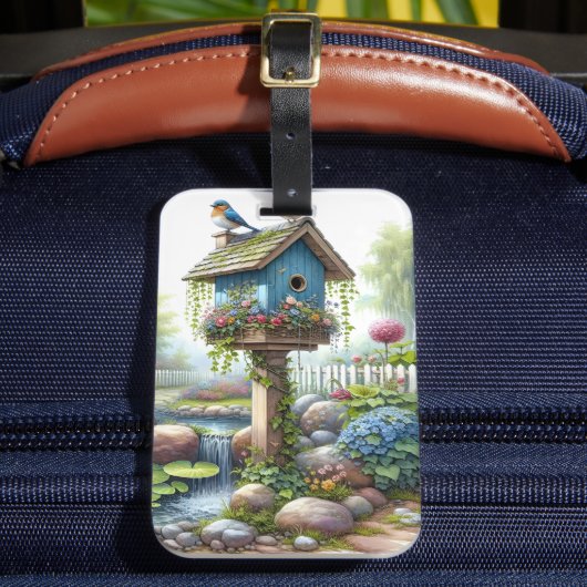 Cottagecore-Vogelhaus-Garten-Aquarell Gepäckanhänger (Vorderseite Insitu 2)