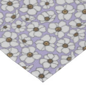 Cottagecore Wildblumen auf Lavendel Tischdecke (Schrägansicht)