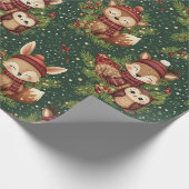 Cottagecore Winterwald-Tiermuster Geschenkpapier (Ecke)
