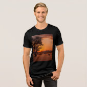 "Coucher de Soleil dans le Désert" - Bella+Leinwan Tri-Blend Shirt (Vorderseite voll)