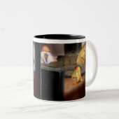 Couchkartoffeln Vater und Sohn Zweifarbige Tasse (VorderseiteRechts)