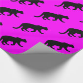 Cougar-Gebirgslöwepuma-Silhouette-Magenta Geschenkpapier (Ecke)