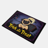 Count Pug Trick And Treat Fußmatte (Schrägansicht)