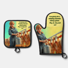 Country Cosy Milking Oven Mitt and Pot Holder Set