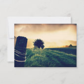 Country Field Fence Post Wedding RSVP Cards (Rückseite)