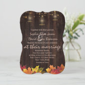 Country Herbstlaubs Old Lanterns Wood Wedding Einladung (Stehend Vorderseite)