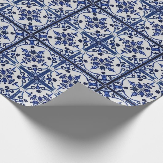 Country Hütte Style - Granny's Blue Kitchen Tile Geschenkpapier (Ecke)