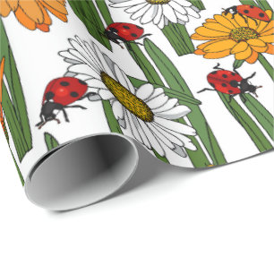 Country Meadow of Daisies and Ladybirds Bold Geschenkpapier