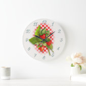 Country Red Gingham und Strawberries Große Wanduhr (Zuhause)