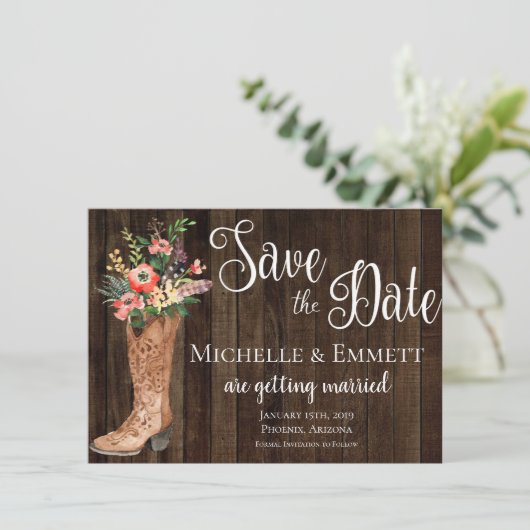 Country Rustic Boot Western Save the Date Card Einladung (Stehend Vorderseite)