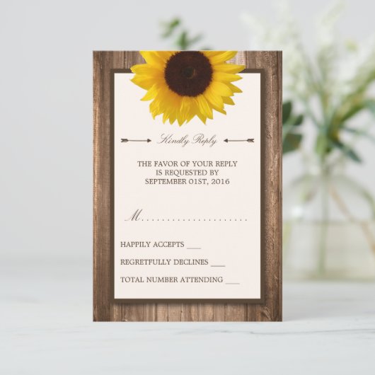 Country Rustic Sunflower & Brown Wood Wedding RSVP (Stehend Vorderseite)