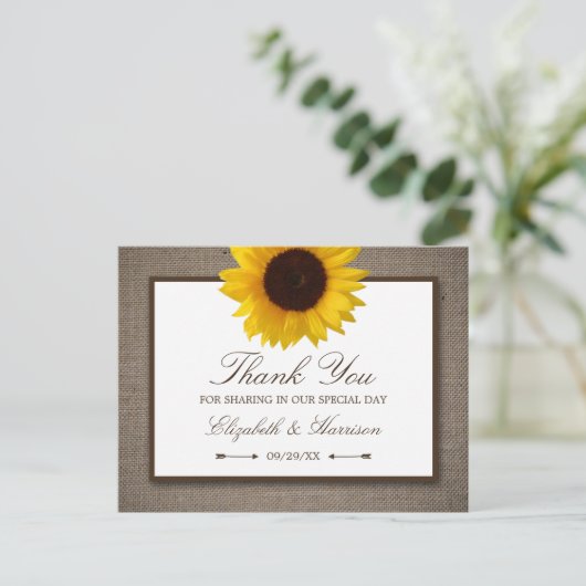 Country Rustic Sunflower & Burlap Vielen Dank Postkarte (Stehend Vorderseite)
