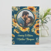 Country Rustic Sunflower Navy Blue Foto Einladung (Stehend Vorderseite)