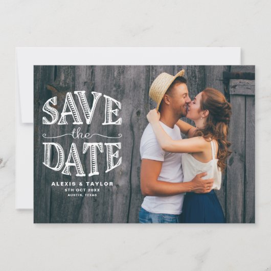 Country Rustic Typografy Foto Overlay Save The Date (Vorderseite)