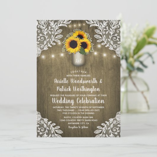 Country Sunflower Mason Jar Hochzeitseinladungen Einladung (Stehend Vorderseite)