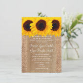 Country Sunflowers Burlap Print Wedding Invitation Einladung (Stehend Vorderseite)