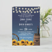 Country Sunflowers Navy Blue Rustic Hochzeit Einladung (Stehend Vorderseite)