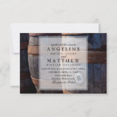 Country Vineyard & Rustic Wine Barrel Wedding Einladung (Vorderseite)