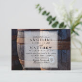 Country Vineyard & Rustic Wine Barrel Wedding Einladung (Stehend Vorderseite)