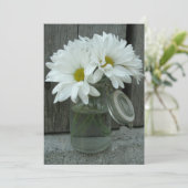 Country Wedding Einladung Daisies Mason Jar (Stehend Vorderseite)