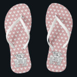 Country Wedding Traktor Drehe Flohschuhe Badesandalen<br><div class="desc">Ein Paar Traktorandenfarm Thema Hochzeit Spaß Flip Flops.</div>