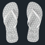 Country Wedding Traktor Drehe Flohschuhe Badesandalen<br><div class="desc">Ein Paar Traktorandenfarm Thema Hochzeit Spaß Flip Flops.</div>
