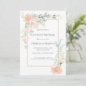 COUPLE-DUSCHE | Delikate Spring Floral Bouquet Einladung (Stehend Vorderseite)