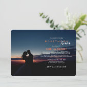 Couple Embracing Honeymoon Brautparty Einladung (Stehend Vorderseite)
