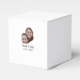 Couple face photo add name date simple wedding geschenkschachtel