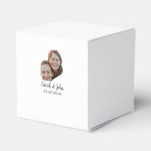 Couple face photo add name date simple wedding  geschenkschachtel (Rückseite)