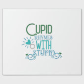 Couple-Geschenk Cupid Rhymes mit Stupid Geschenkpapier (Flach)