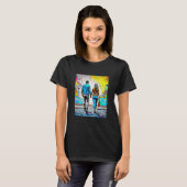Couple Holding Hands Urban Street Art T-Shirt (Vorne ganz)