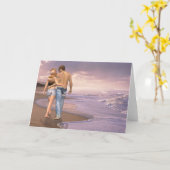 Couple in Love Walking on Beach into the Sunset Karte (Gelbe Blume)
