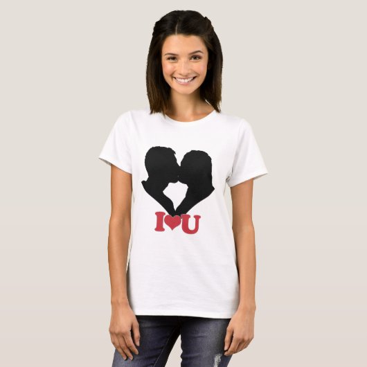 Couple Kissing mit I ♥ U T-Shirt (Vorne ganz)