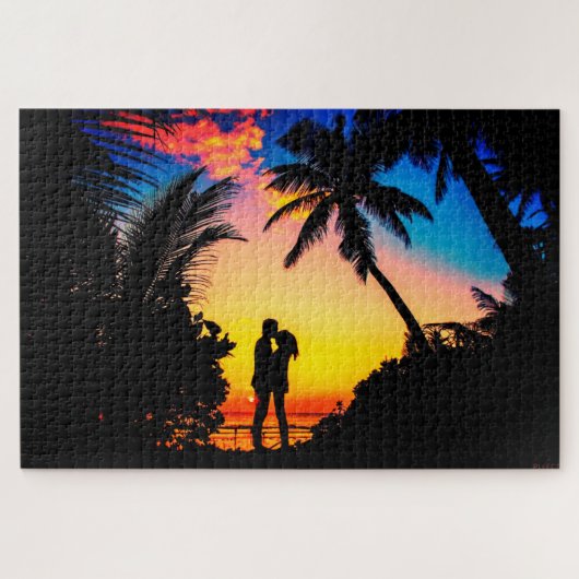 Couple Kissing Puzzle (Horizontal)