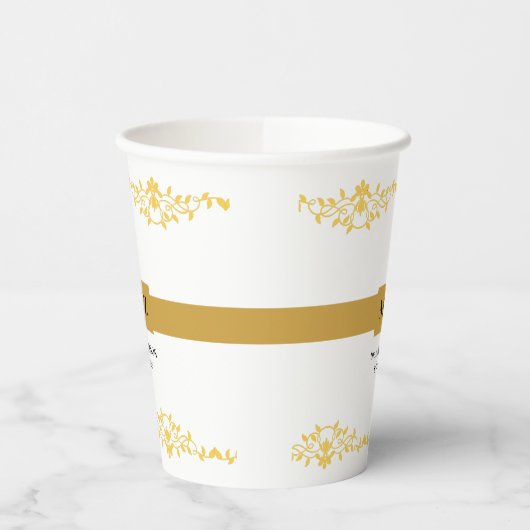 Couple Monogram Hochzeitdatum dekorative Grenze Pappbecher (Links)